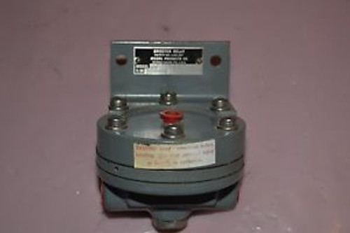 MOORE PRODUCTS 7200S13BG 61F BOOSTER RELAY NEW