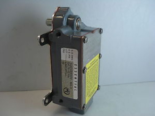 NEW NAMCO CONTROLS SNAP LOCK LIMIT SWITCH 170-51304