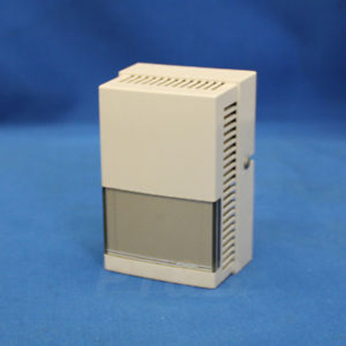Siemens Powers Controls TT184 Room Type Temperature Transmitter 1840340 New