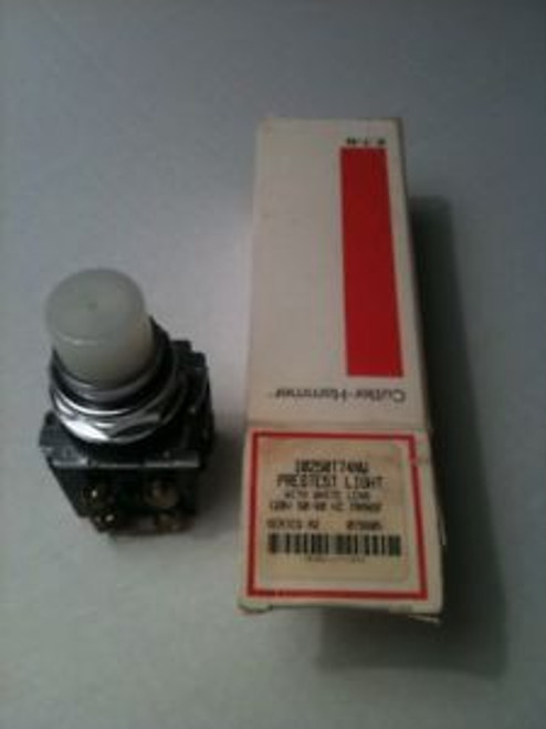 CUTLER-HAMMER LIGHTED PUSH BUTTON SWITCH 10250T74NW