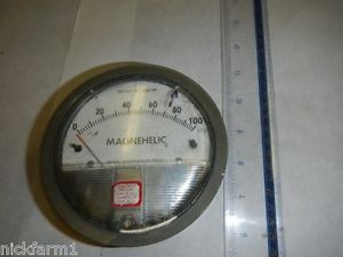 Differential Pressure Gauge Dwyer/Magnehelic #2100C