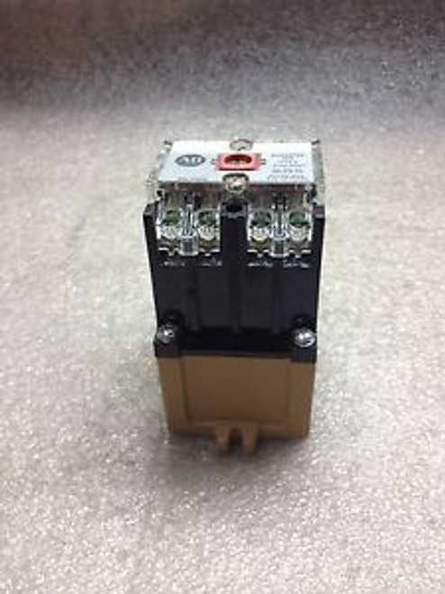 (X5-6) ALLEN-BRADLEY 700-P400A1 CONTROL RELAY