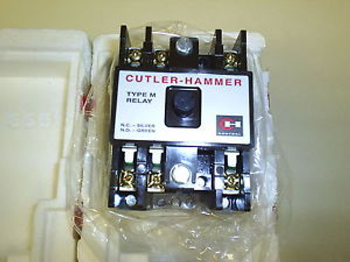 New CUTLER-HAMMER Type M Relay 600V 3 Poles D26MR30A Coil 120VAC Mfg USA