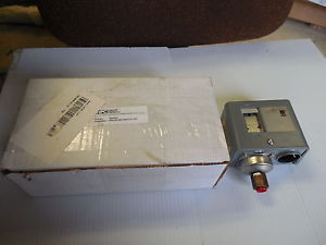 NEW PENN PRESSURE CONTROL P72CA-24 P72CA24 1644522 0-150 PSIG