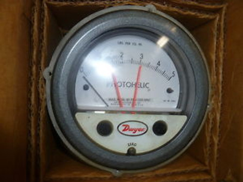 DWYER PHOTOHELIC PRESSURE GAUGE 3205C  0-5 Lbs. per Sq. in. ~ New in box