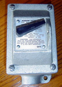ARROW HART 7810ED MAN. MOTOR STARTER & CROUSE-HINDS EDSC271 ENC. HAZ NEW