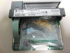 ALLEN BRADLEY 1746-IB32 SER.D NEW NO BOX (W6)