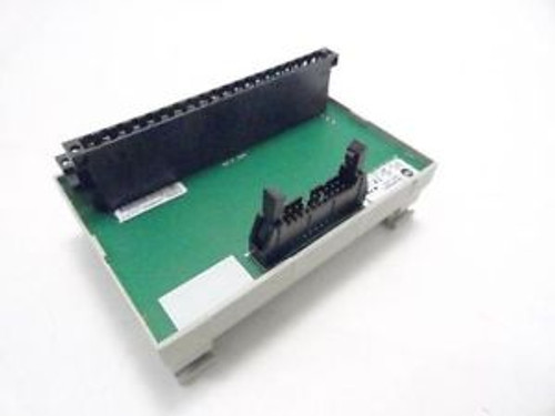 142950 New-No Box Allen-Bradley 1492-RIFM20F-2 Terminal Board 0-266V AC/DC