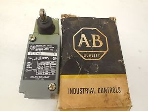 NEW ALLEN BRADLEY 802T-KP LIMIT SWITCH 802TKP