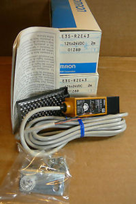 E3S-R2E43 Omron New In Box Photoelectric Sensor E3SR2E43