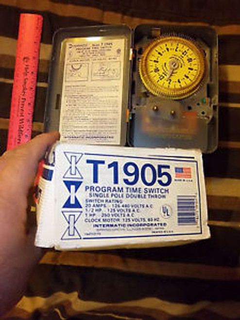 Intermatic T1905 Program Time Switch Single Pole Double throw new in box