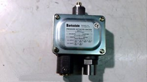BARKSDALE  9048-4-R SEALED PISTON PRESSURE SWITCH NEW