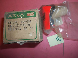 NEW IN BOX ASCO SOLENOID VALVE REPAIR KIT 164-694 8210D95-MO  (143-2)