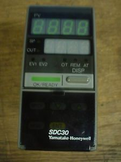 New Honeywell SDC30 tempurature controller yamatake C305GA040600 944003145