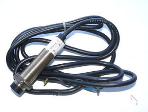 NEW ALLEN BRADLEY 871C-P8B18 PROXIMITY SWITC 871CP8B18