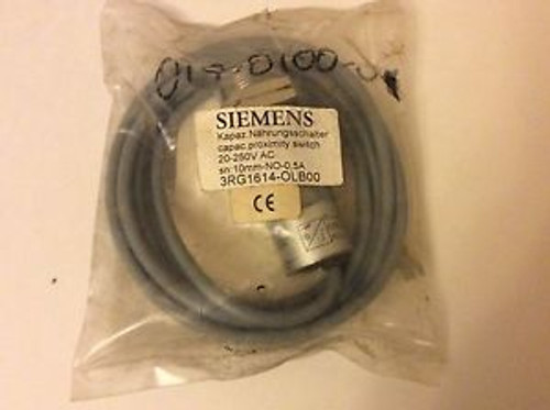 Siemens 3RG1614-OLB00 Capac. Proximity Switch 20-250VAC