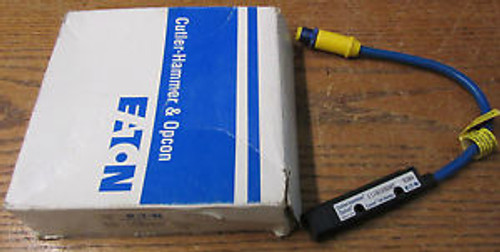 NEW NOS Cutler Hammer 11102AQD07 Photo Electric Sensor Thru Beam Opcon