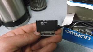 Omron photoelectric switch P/N: E3S-AR11 10-30vdc