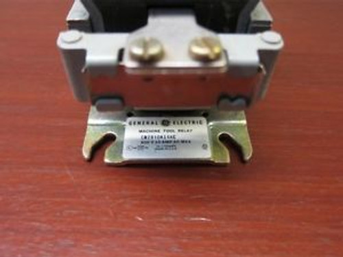 General Electric Machine Tool Relay CR2810A14AC 600 V 10 amp AC Max