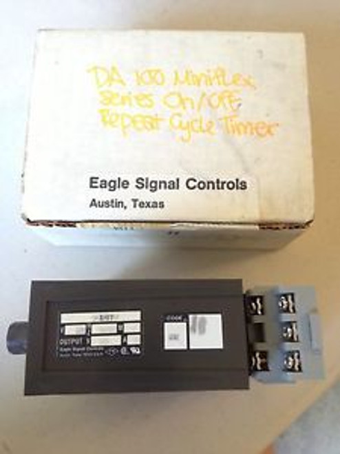 DA2417A3 Eagle Signal Controls New 120VAC