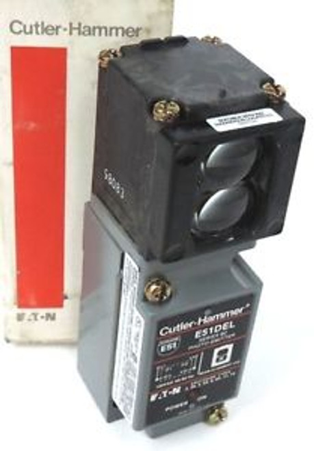 NEW EATON CUTLER HAMMER E51DEL PHOTO EMITTER SERIES B2 W/ RECEPTACLE E51RA