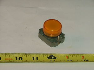 AMBER PILOT LIGHT HEAD W/MNT.,TELEMECANIQUE,ZB2BV05,BATCH QTY 5