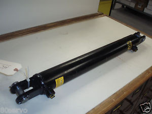 DALTON HYDRAULIC TIE ROD CYLINDER   STROKE: 21  BORE: 3.0   2500PSI