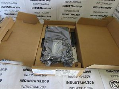 ALLEN BRADLEY 1771-0A AC OUTPUT MODULE NEW IN BOX