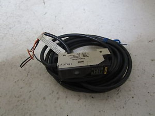 OMRON E3C-JC4P PHOTOELECTRIC SWITCH NEW OUT OF BOX