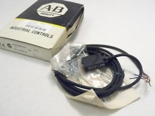 146662 New In Box, Allen-Bradley 42KC-D2LNSK-A2 Photo Sensor SER A