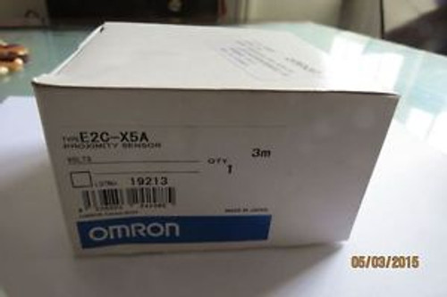 1PC Omron TL-W5F1 2M OMRON xhg29