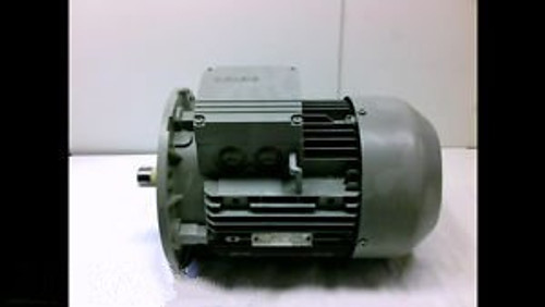 SIEMENS 1LA71136AA11-Z, 3 PHASE MOTOR, 230/400V, 2-1/2 SHAFT, NEW