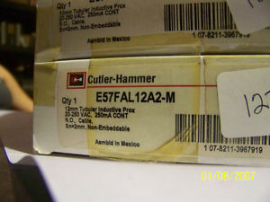 CUTLER HAMMER INDUCTIVE PROXIMITY SENSOR  PN:  E57FAL12A2-M