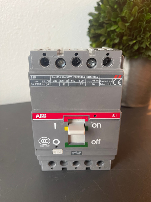 ABB Circuit Breaker, Sace S1N GB14048.2 125A 3pole