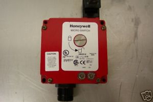 HONEYWELL GKRA2K1A2  MICRO-SWITCH SAFETY INTERLOCK SWITCH 24VDC NEW NO BOX