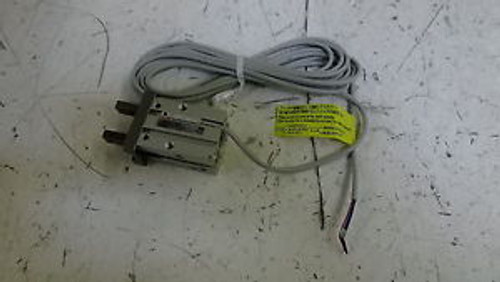 SMC MHZ2-16C GRIPPER PARALLEL TYPE NEW OUT OF BOX
