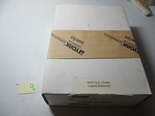 NEW IN BOX YORK 025 33236 000 SOLENOID VALVE B34 CHILLER LIQUID SOLENOID (257)