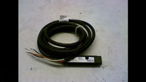 CUTLER-HAMMER 13104A6517 SERIES A2 PHOTOELECTRIC SENSOR 10-30VDC, NEW