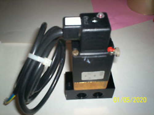 BURKERT 00459002 PNEUMATIC SOLENOID VALVE 0331 c 5/32