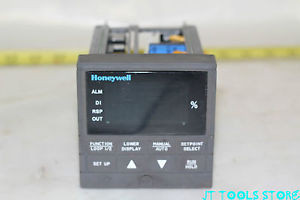 Honeywell UDC 330B AS IS