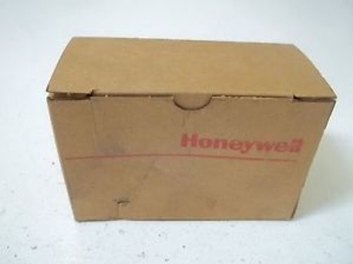 5 HONEYWELL 6PA2 LIMIT SWITCH NEW IN A BOX