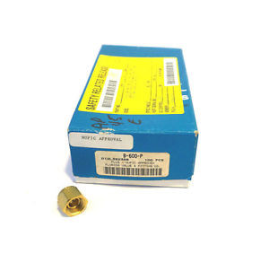 100 NEW SWAGELOK B-600-P BRASS PLUGS  B600P