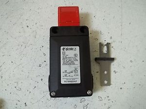 PIZZATO FS 1896E024-F SAFETY SWITCH NEW OUT OF A BOX