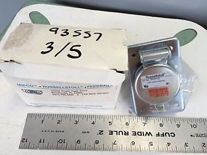 new RUSSELLSTOLL   SKRR10G ,20A-250V/600VAC  RCPT REV SVC 600 CV