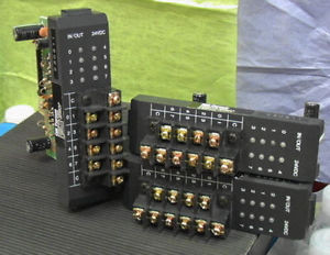 GE Fanuc PLC Input/Output Module 24 VAC 4 In/4 Out ser1