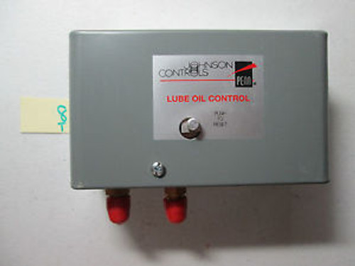 NEW IN BOX JOHNSON CONTROLS P145NCA-82C OIL FAILURE CUTOUT CONTROL 295438 257