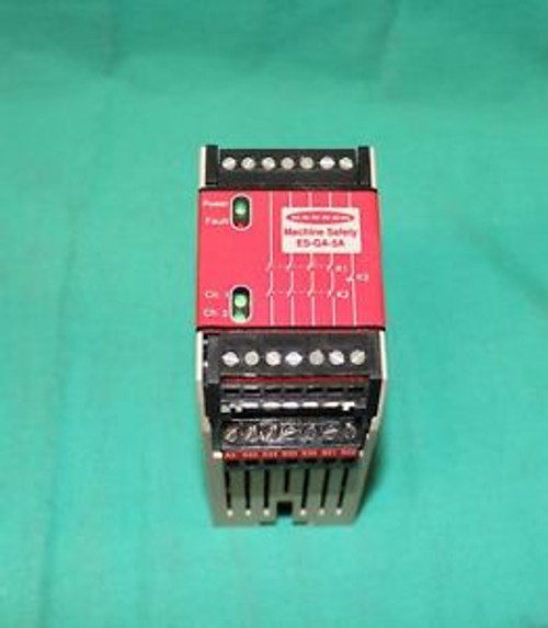 Banner, ES-GA-5A, Machine Safety Relay NEW