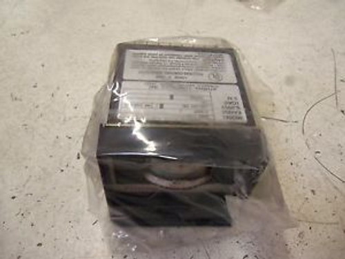 ATHENA CONTROLS 2000-T-207 TEMPERATURE CONTROLLER NEW NO BOX