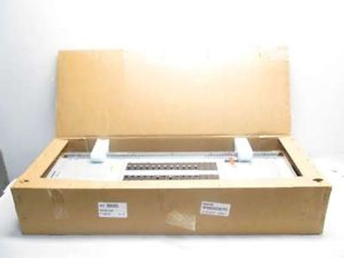 NEW CUTLER HAMMER PRL1A 225A AMP 120/208V-AC DISTRIBUTION PANEL D474718