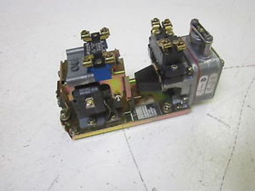 SQUARE D 9050-D0-2E SER.E PNEUMATIC TIMING RELAY NEW OUT OF A BOX